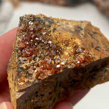Chargez l'image dans la visionneuse de la galerie, Vanadinite #07 with Dendrites