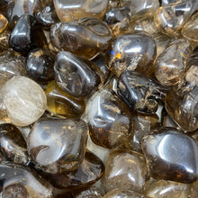 Bild in Galerie-Viewer laden, Smoky Quartz Medium / Large Tumbles