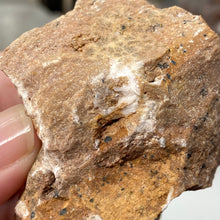 Bild in Galerie-Viewer laden, Vanadinite #10 with Barite