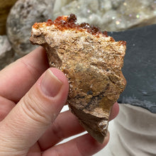 Bild in Galerie-Viewer laden, Vanadinite #12 with Barite