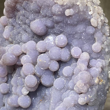 Bild in Galerie-Viewer laden, Grape Agate Botryoidal Purple Chalcedony #03