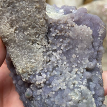 Bild in Galerie-Viewer laden, Grape Agate Botryoidal Purple Chalcedony #03