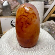 Bild in Galerie-Viewer laden, Carnelian Freeform #02
