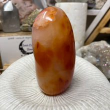 Bild in Galerie-Viewer laden, Carnelian Freeform #02