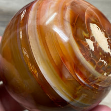 Bild in Galerie-Viewer laden, Carnelian 61mm / 2.43" Sphere #1