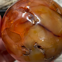 Bild in Galerie-Viewer laden, Carnelian 64mm / 2.52" Sphere #2