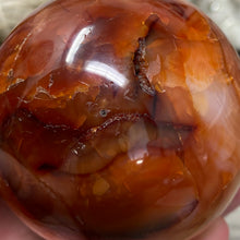 Bild in Galerie-Viewer laden, Carnelian 64mm / 2.52" Sphere #2