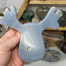 Bild in Galerie-Viewer laden, Agate Reindeer Head