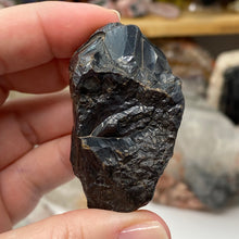 Bild in Galerie-Viewer laden, Botryoidal Hematite #28