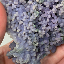 将图像加载到图库查看器中,Grape Agate Botryoidal Purple Chalcedony #05