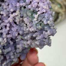 将图像加载到图库查看器中,Grape Agate Botryoidal Purple Chalcedony #05
