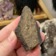 Bild in Galerie-Viewer laden, Botryoidal Hematite #19