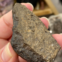 Bild in Galerie-Viewer laden, Botryoidal Hematite #19