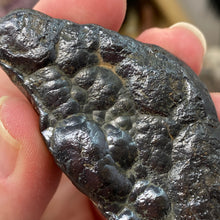 Bild in Galerie-Viewer laden, Botryoidal Hematite #19