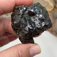 Bild in Galerie-Viewer laden, Botryoidal Hematite #22