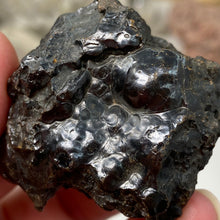 Bild in Galerie-Viewer laden, Botryoidal Hematite #22