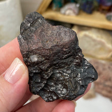 Bild in Galerie-Viewer laden, Botryoidal Hematite #26