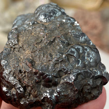 Bild in Galerie-Viewer laden, Botryoidal Hematite #27