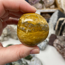 Cargar imagen en el visor de la galería, Ocean Jasper Palm Stone #15
