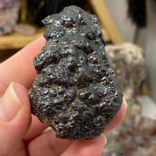 Bild in Galerie-Viewer laden, Botryoidal Hematite #39