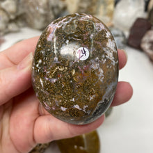 Cargar imagen en el visor de la galería, Ocean Jasper Palm Stone #24