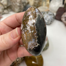 Cargar imagen en el visor de la galería, Ocean Jasper Palm Stone #24
