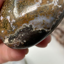 Cargar imagen en el visor de la galería, Ocean Jasper Palm Stone #24