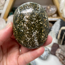 Cargar imagen en el visor de la galería, Ocean Jasper Palm Stone #26