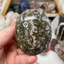 Cargar imagen en el visor de la galería, Ocean Jasper Palm Stone #26