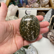 Cargar imagen en el visor de la galería, Ocean Jasper Palm Stone #26