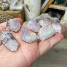 Bild in Galerie-Viewer laden, Chevron Amethyst Medium Rough Set