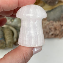 将图像加载到图库查看器中,Pink Calcite / Mangano Calcite Mushroom #02