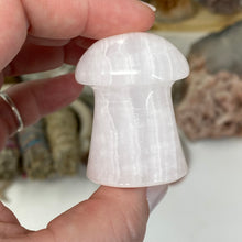 将图像加载到图库查看器中,Pink Calcite / Mangano Calcite Mushroom #02