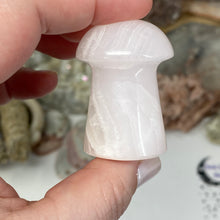 Carica l'immagine nel visualizzatore di Gallery, Pink Calcite / Mangano Calcite Mushroom #03