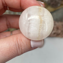 将图像加载到图库查看器中,Pink Calcite / Mangano Calcite Mushroom #04