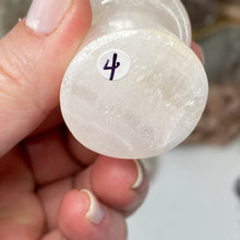 将图像加载到图库查看器中,Pink Calcite / Mangano Calcite Mushroom #04