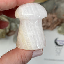 将图像加载到图库查看器中,Pink Calcite / Mangano Calcite Mushroom #07