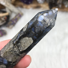 Carica l'immagine nel visualizzatore di Gallery, Llanite Tower 96x21mm