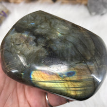 Bild in Galerie-Viewer laden, Labradorite Freeform 4