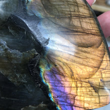 Bild in Galerie-Viewer laden, Labradorite Freeform 4