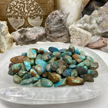 Bild in Galerie-Viewer laden, Turquoise Small Tumbles
