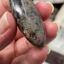 将图像加载到图库查看器中,<transcy>蔷薇辉石自由形态马达加斯加 #01</transcy>