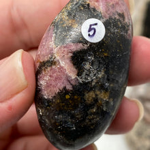 将图像加载到图库查看器中,<transcy>蔷薇辉石自由形态马达加斯加 #01</transcy>