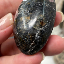 将图像加载到图库查看器中,<transcy>蔷薇辉石自由形态马达加斯加 #01</transcy>