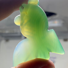 Bild in Galerie-Viewer laden, Green Agate Fish