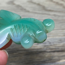 Bild in Galerie-Viewer laden, Green Agate Fish