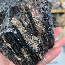 Bild in Galerie-Viewer laden, Black Tourmaline with Muscovite Rough #01