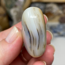 Load image into Gallery viewer, Dendritic Agate Heart #17