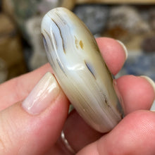 Load image into Gallery viewer, Dendritic Agate Heart #17