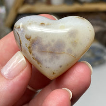 Chargez l'image dans la visionneuse de la galerie, Dendritic Agate Heart #11